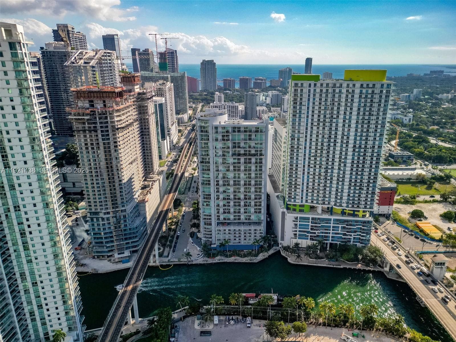 NEO VERTIKA CONDO · #2101 in Miami - Photo 18