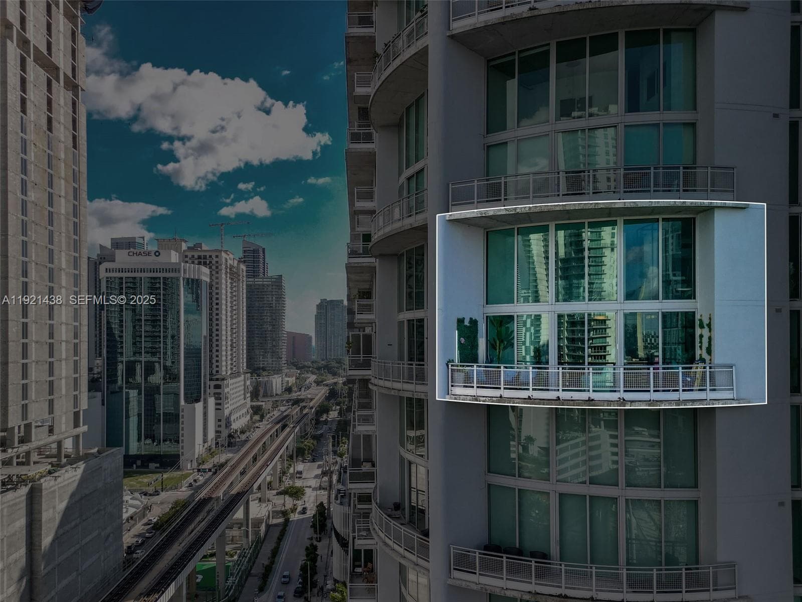 NEO VERTIKA CONDO · #2101 in Miami - Photo 15