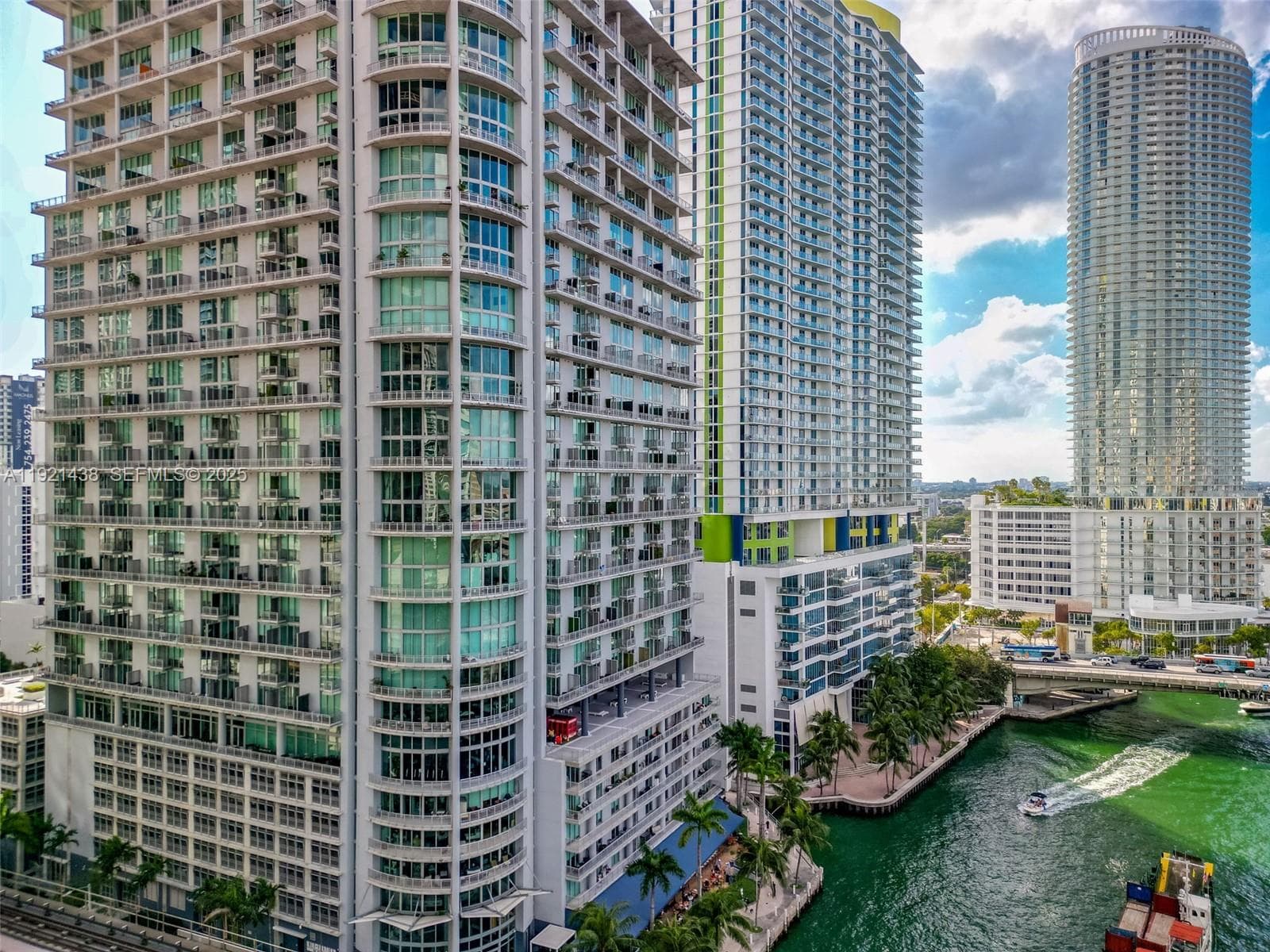 NEO VERTIKA CONDO · #2101 in Miami - Photo 8