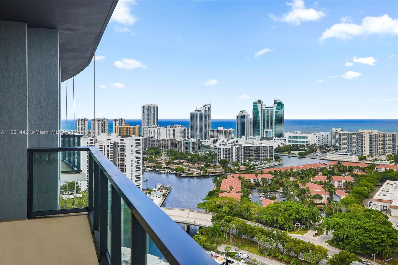 Mondrian Residences · #2604 in Hallandale Beach - Photo 26
