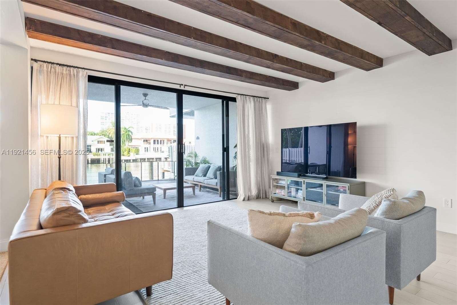 POINCIANA IS YT & RCQ CLU · #1415 in Sunny Isles Beach - Photo 5