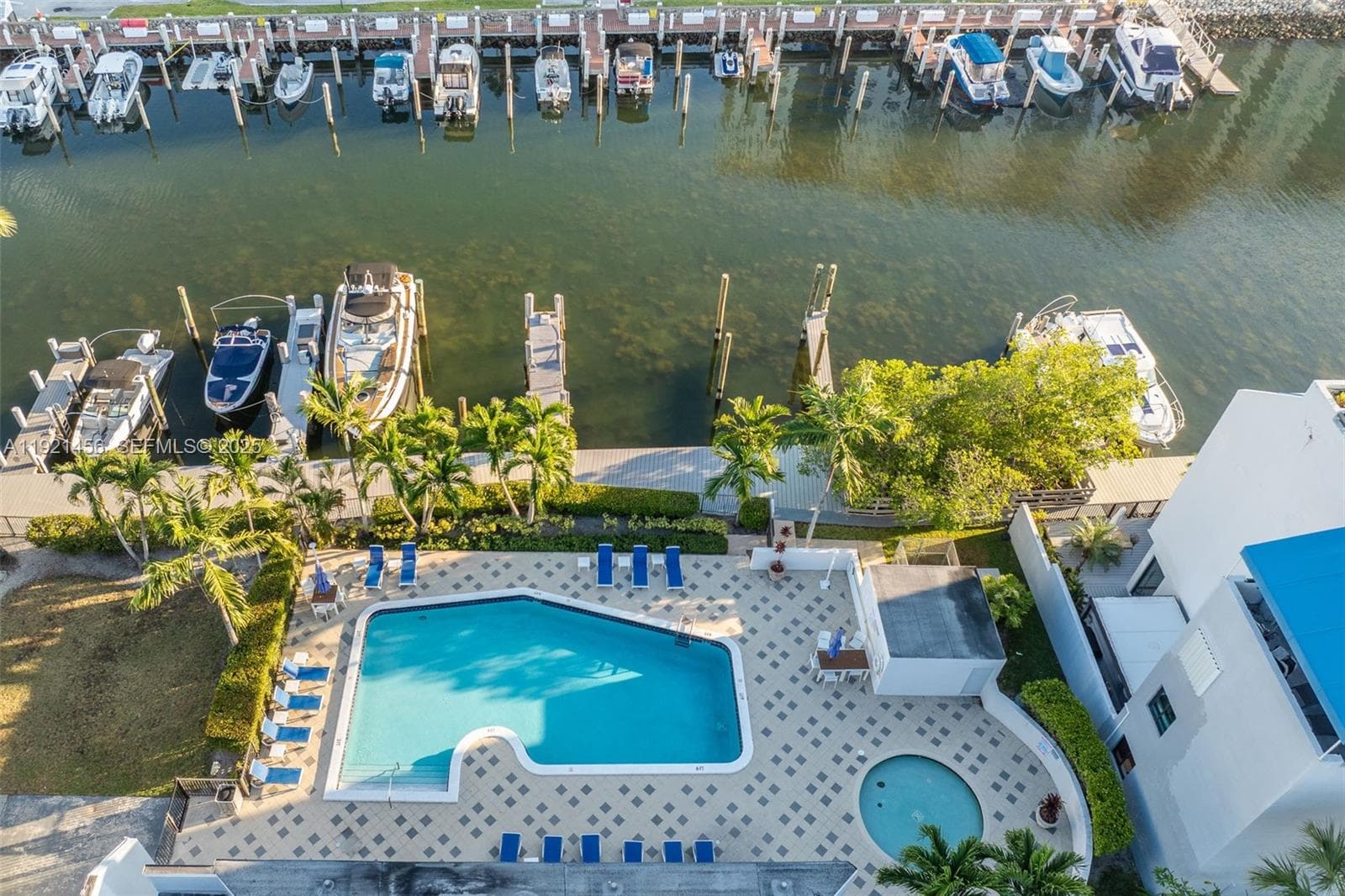 POINCIANA IS YT & RCQ CLU · #1415 in Sunny Isles Beach - Photo 40