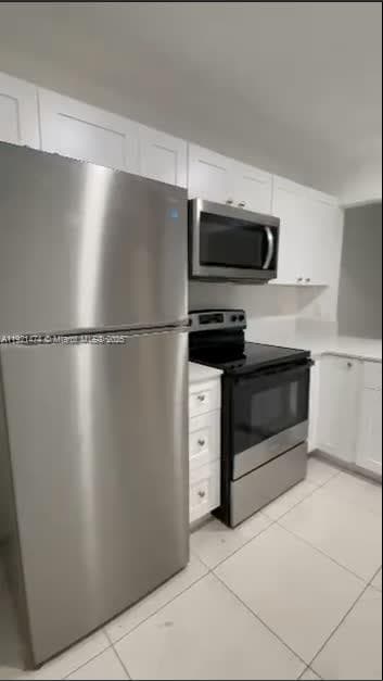 MONTEREY CONDO FOUR · #204-24 in Miami - Photo 9