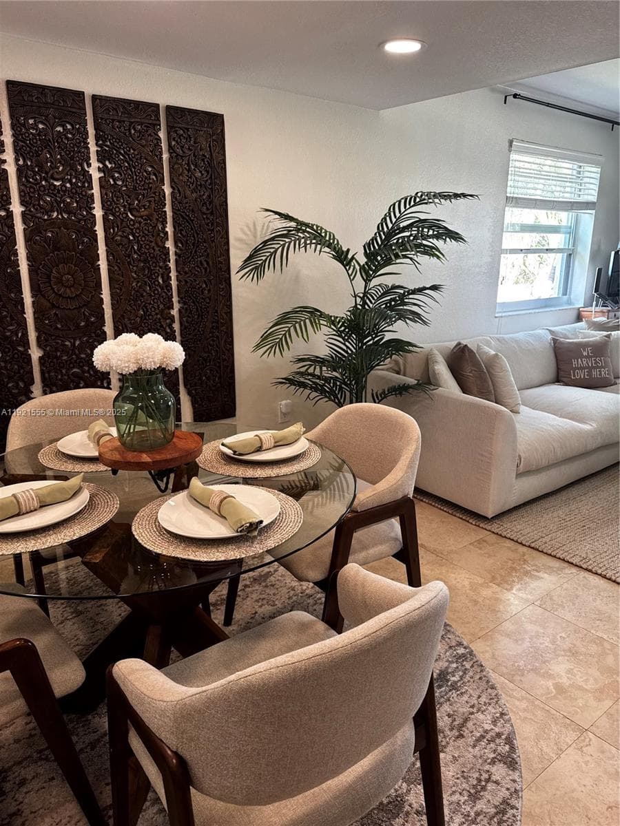 SUNWOOD · #240 in Miami - Photo 12