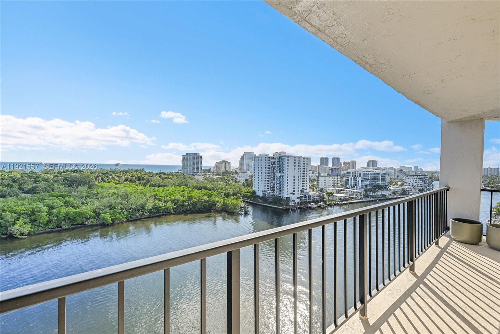 Corinthian · #15H in Fort Lauderdale - Photo 20
