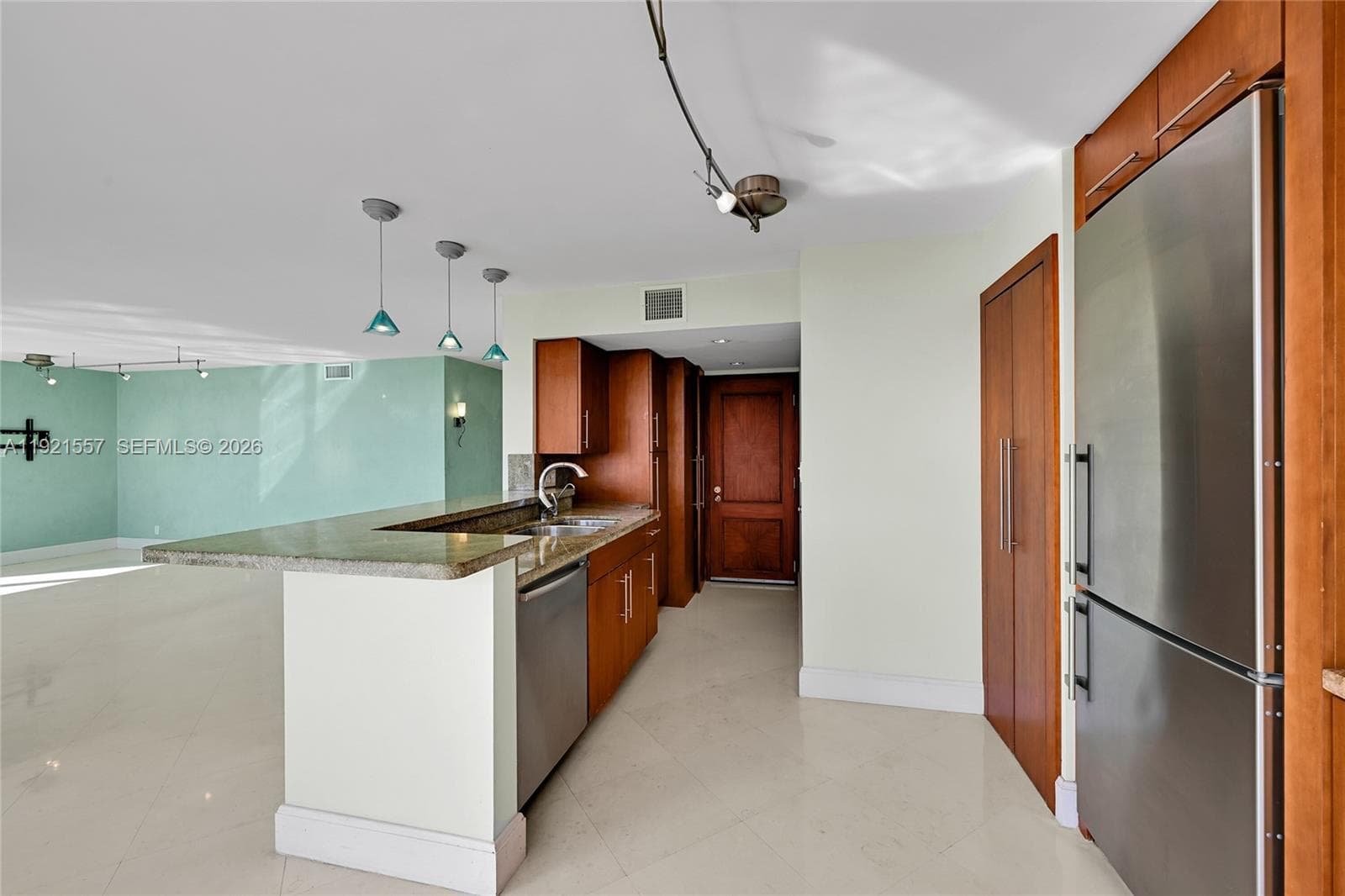 Corinthian · #15H in Fort Lauderdale - Photo 14