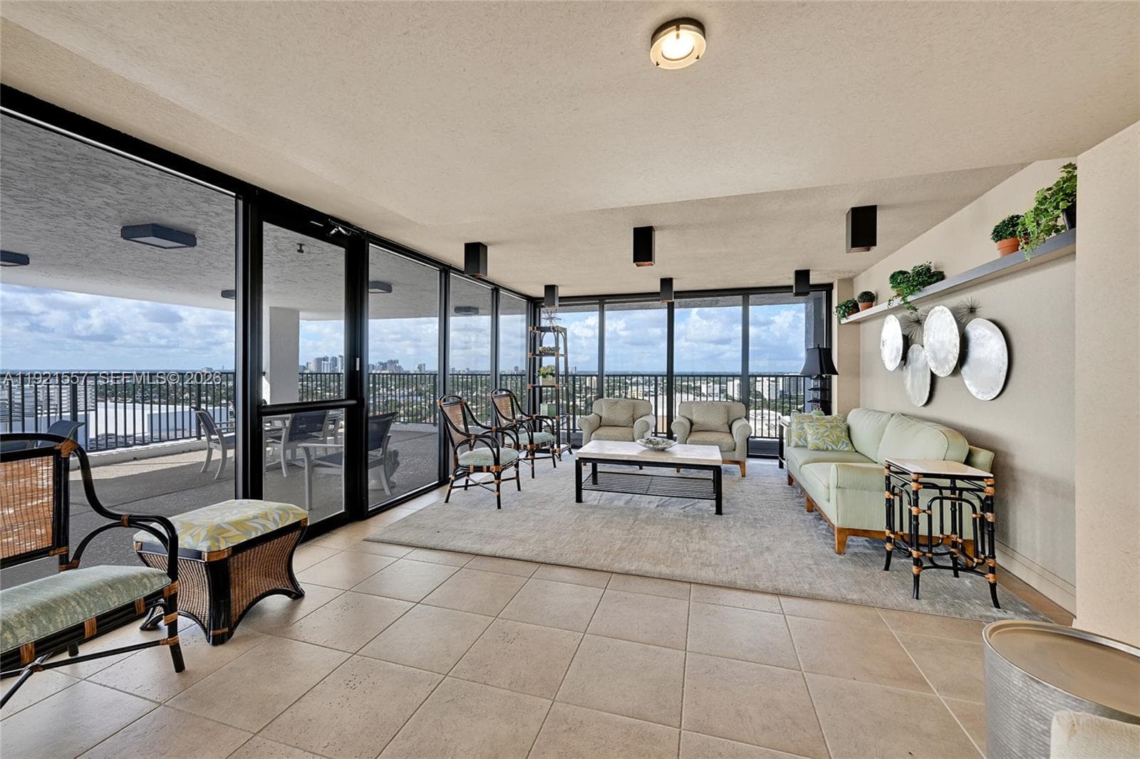 Corinthian · #15H in Fort Lauderdale - Photo 41