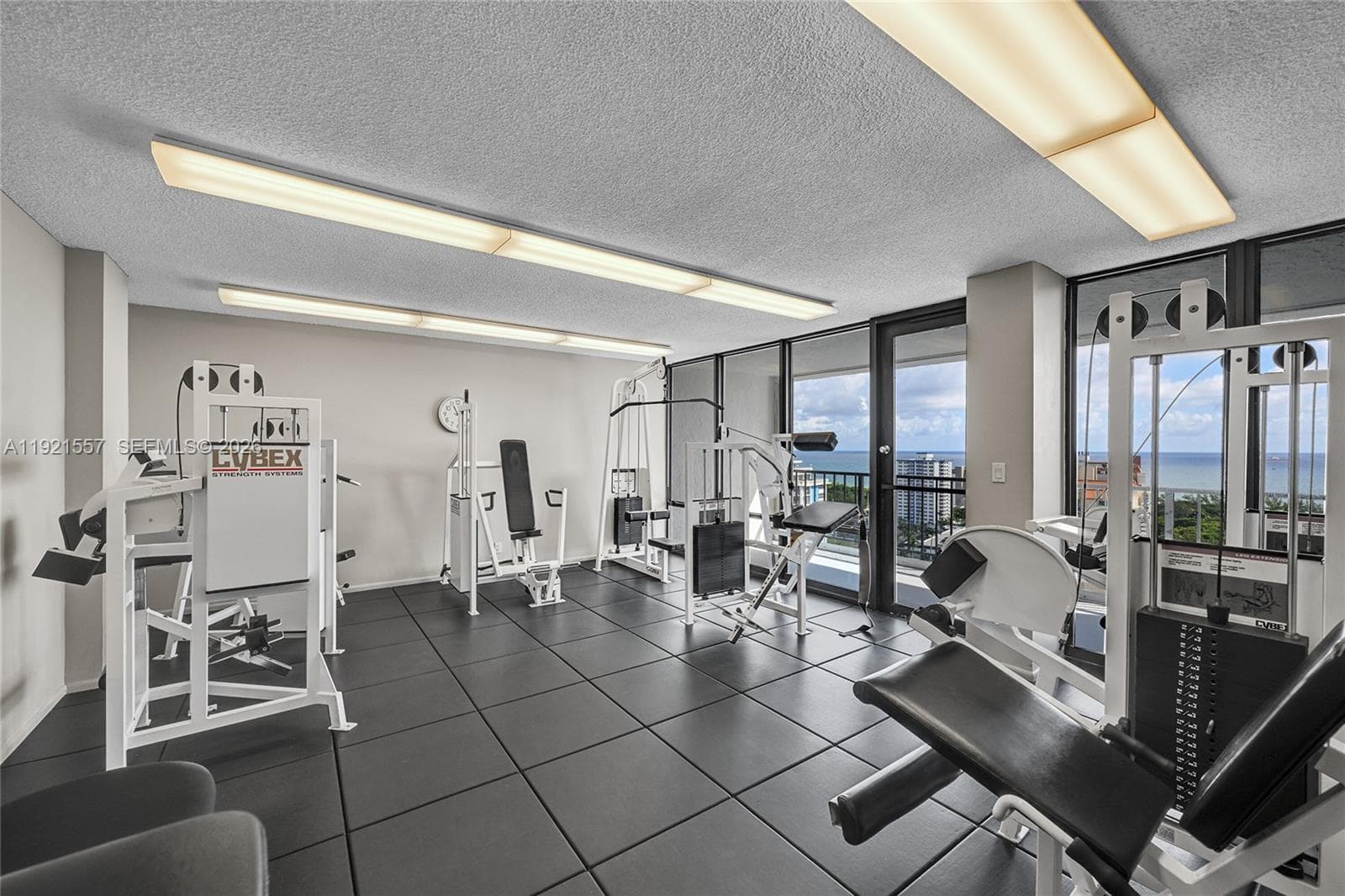 Corinthian · #15H in Fort Lauderdale - Photo 60