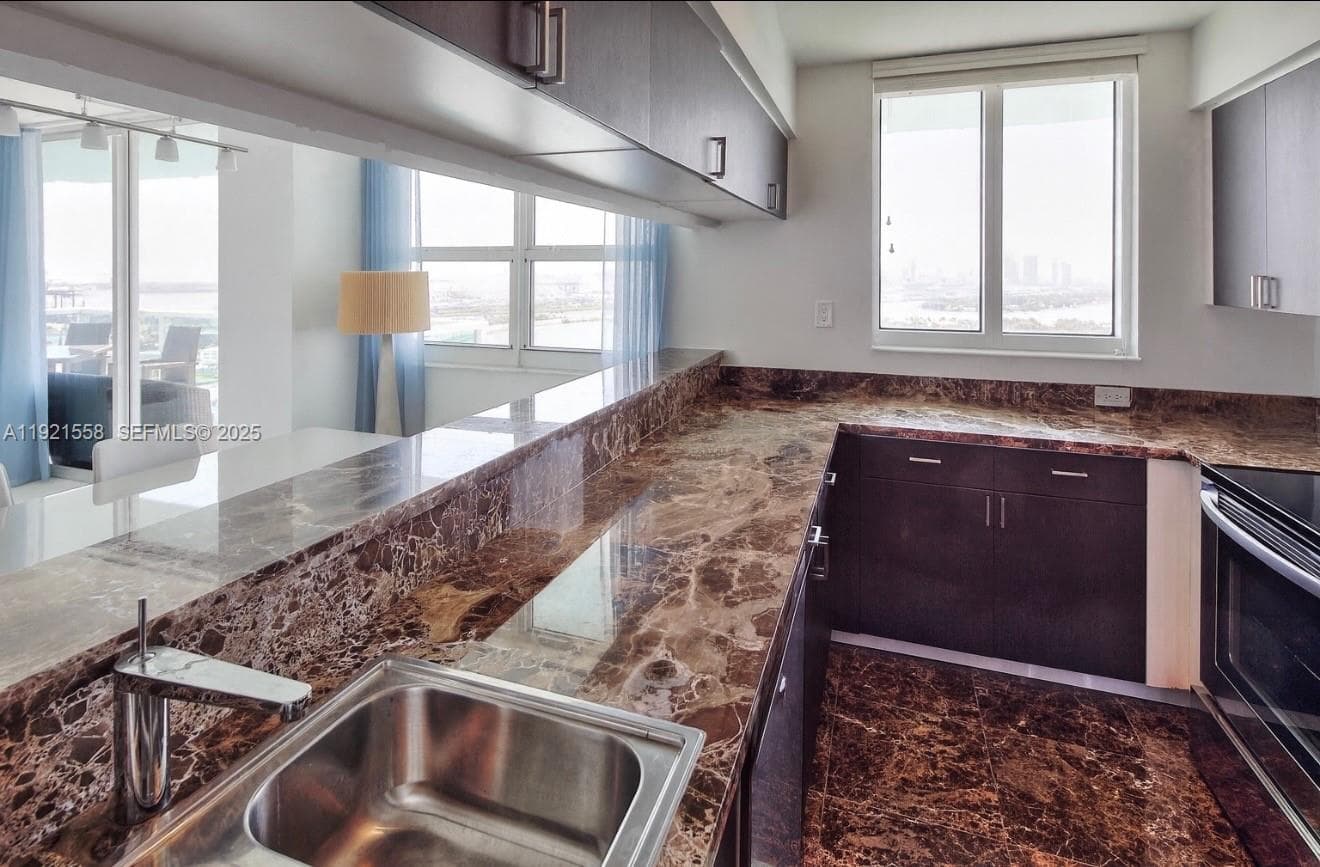 THE FLORIDIAN CONDO · #2801 in Miami Beach - Photo 8