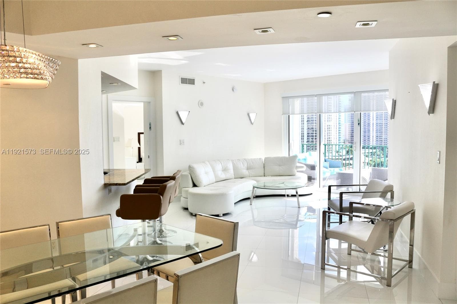 TURNBERRY VLG NO TOWER CO · #1207 in Aventura - Photo 3