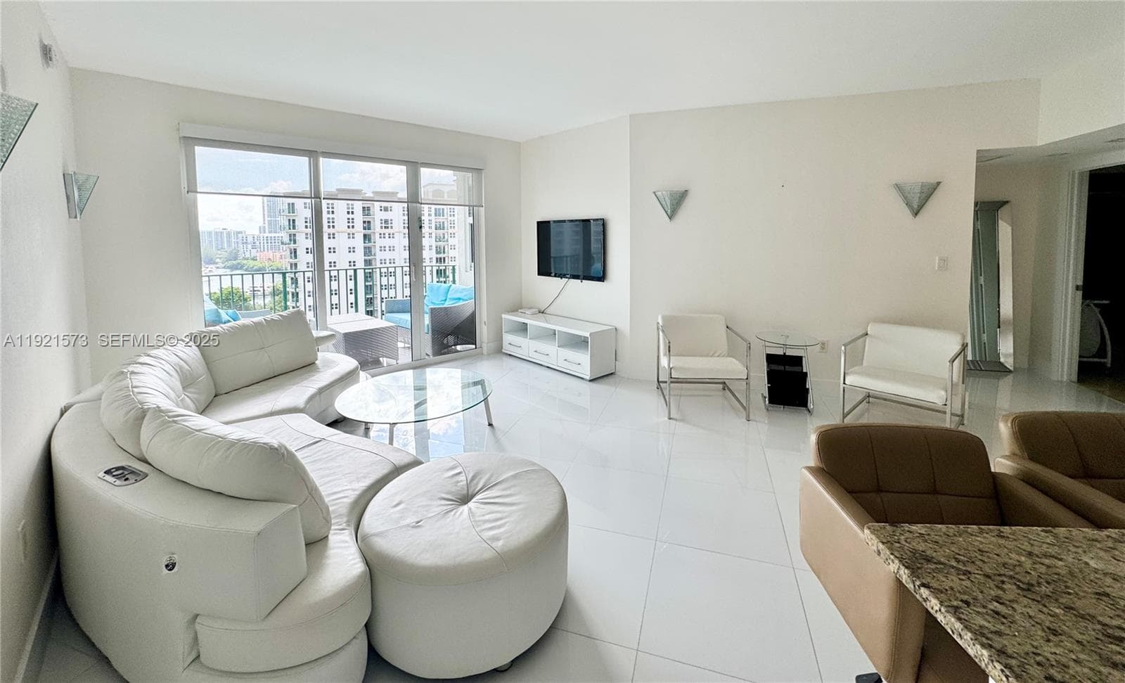 TURNBERRY VLG NO TOWER CO · #1207 in Aventura - Photo 5