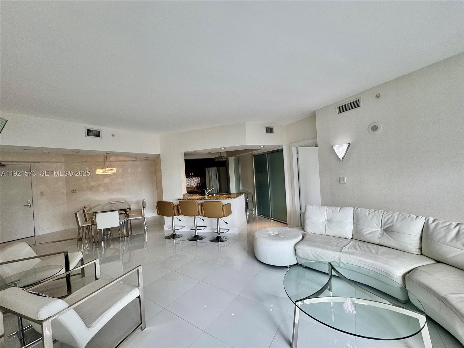 TURNBERRY VLG NO TOWER CO · #1207 in Aventura - Photo 4