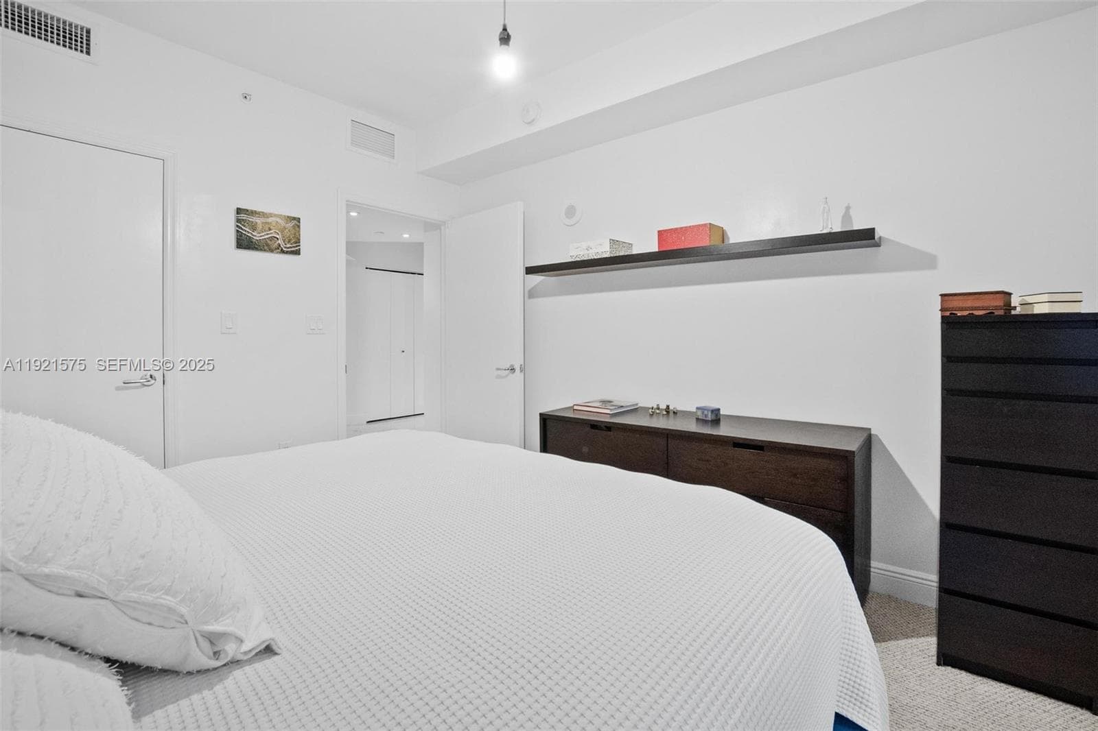TURNBERRY VILLAGE SO TOWE · #212 in Aventura - Photo 17