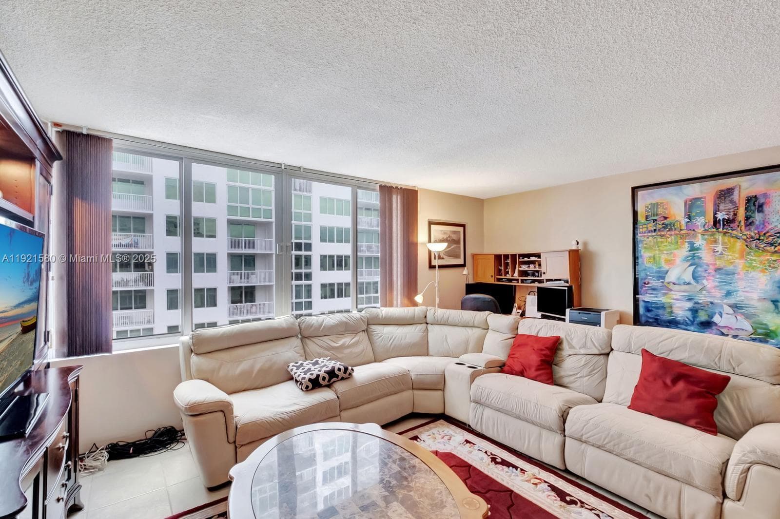 THE CARRIAGE HOUSE · #340 in Miami Beach - Photo 49