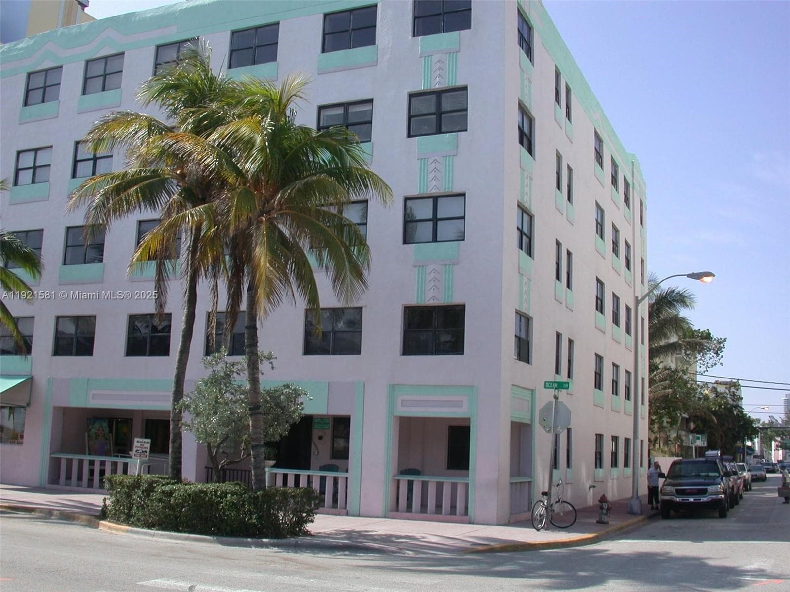 1390 OCEAN DRIVE CONDO · #407 in Miami Beach - Photo 8