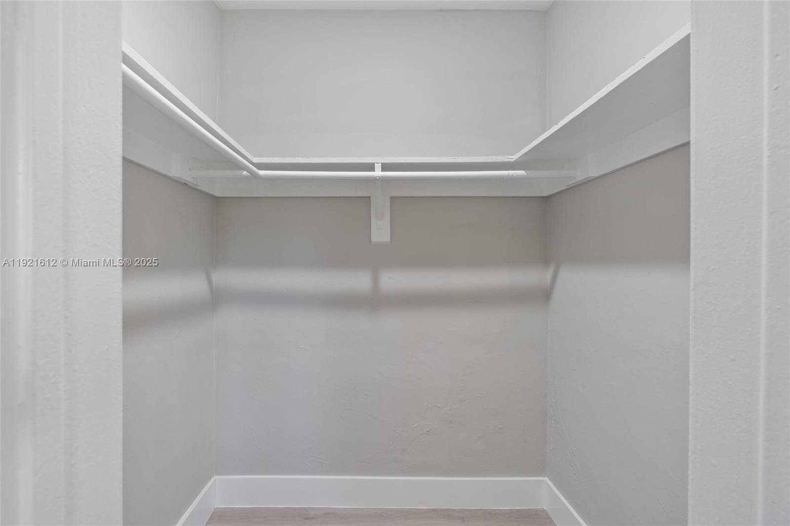 1350 Ne 5th Ter · #6 in Fort Lauderdale - Photo 9