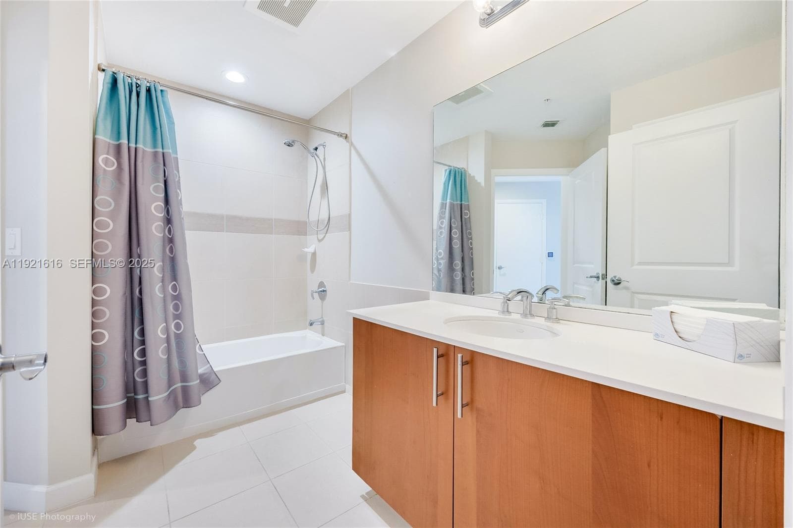 OCEAN MARINE YACHT CLUB C · #414 in Hallandale Beach - Photo 10