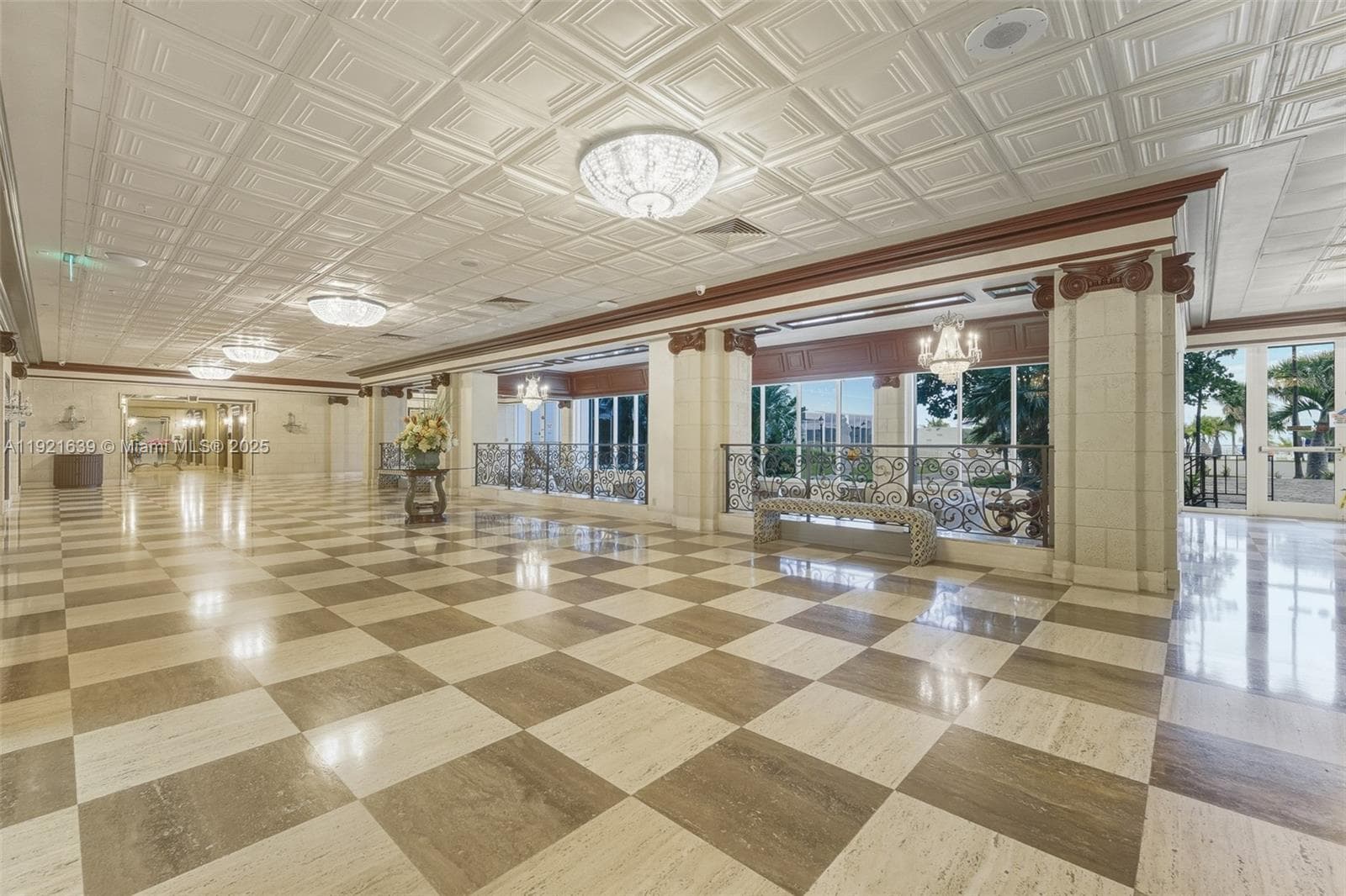 PARKER PLAZA · #1810 in Hallandale Beach - Photo 13
