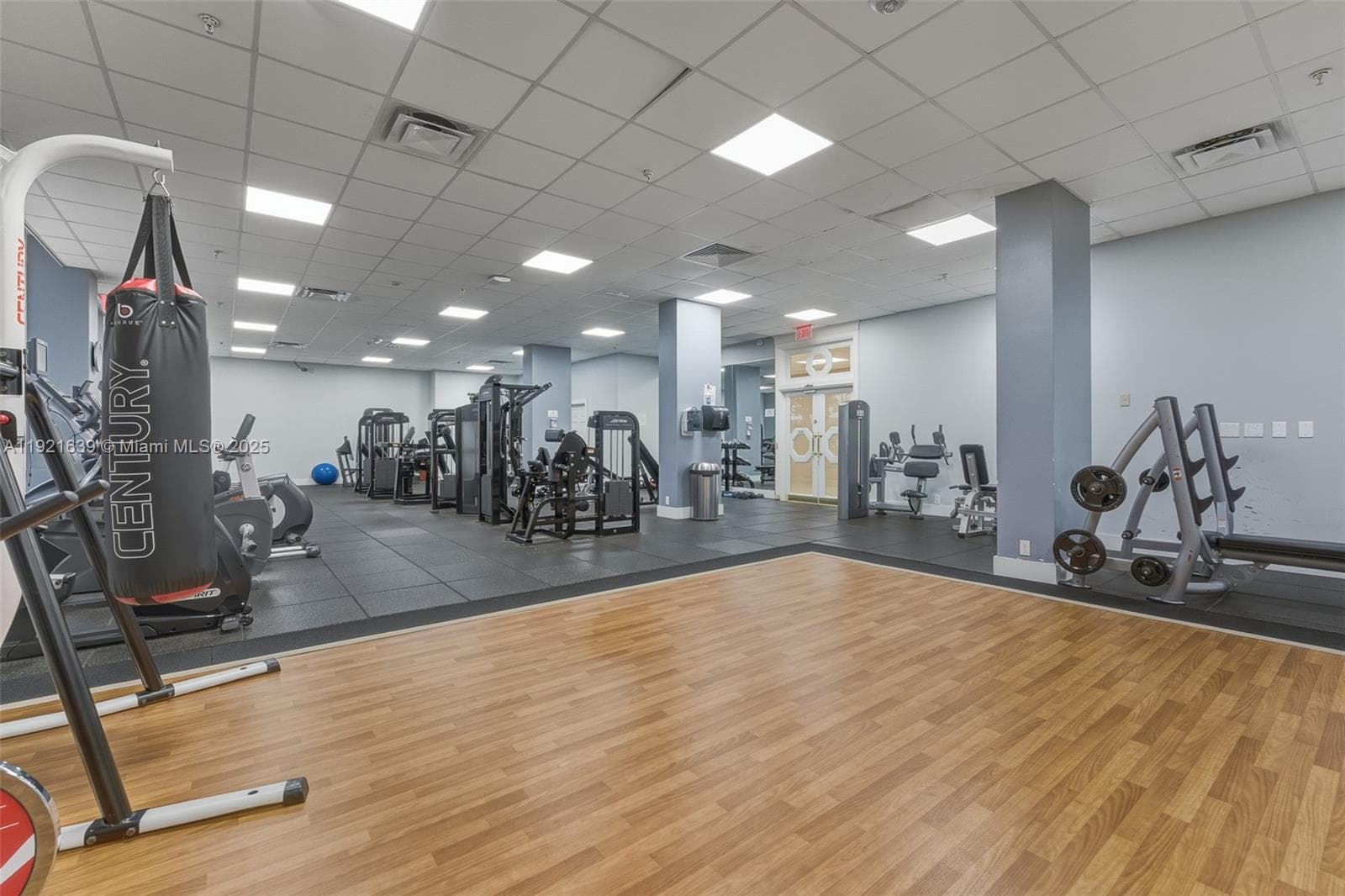 PARKER PLAZA · #1810 in Hallandale Beach - Photo 17