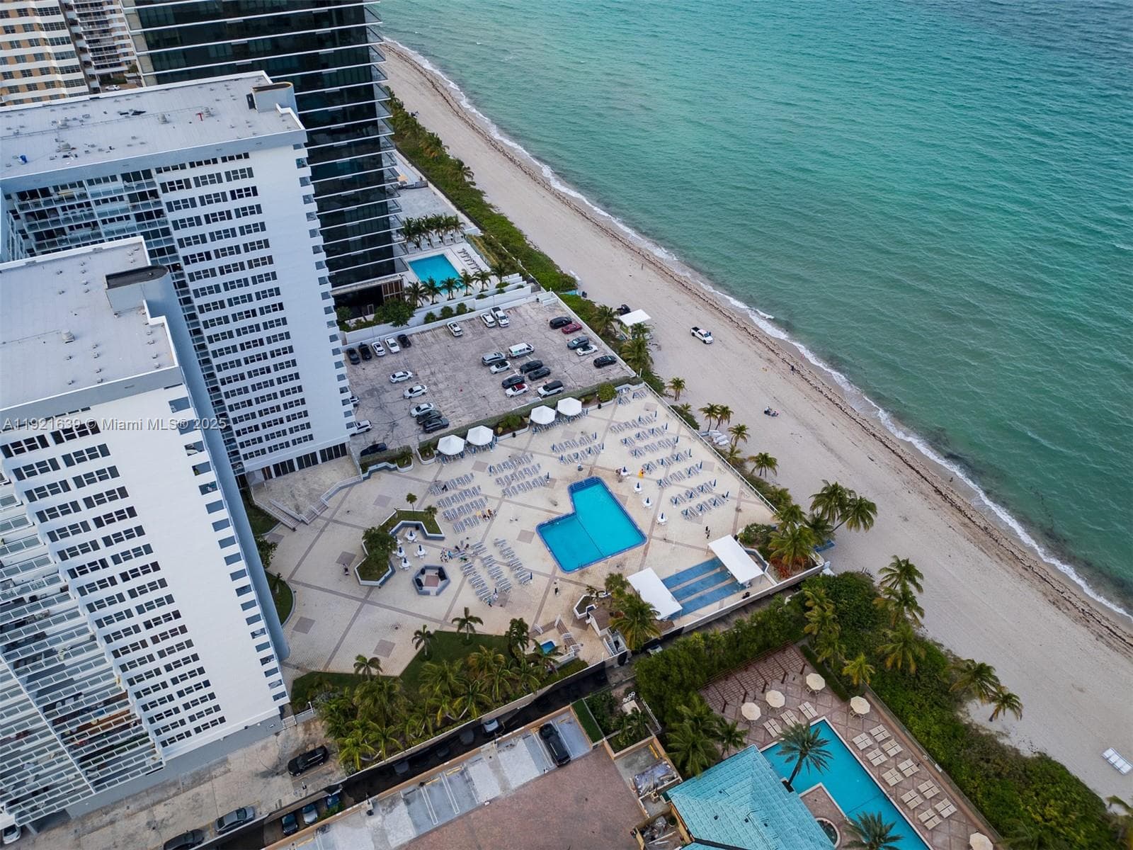 PARKER PLAZA · #1810 in Hallandale Beach - Photo 20