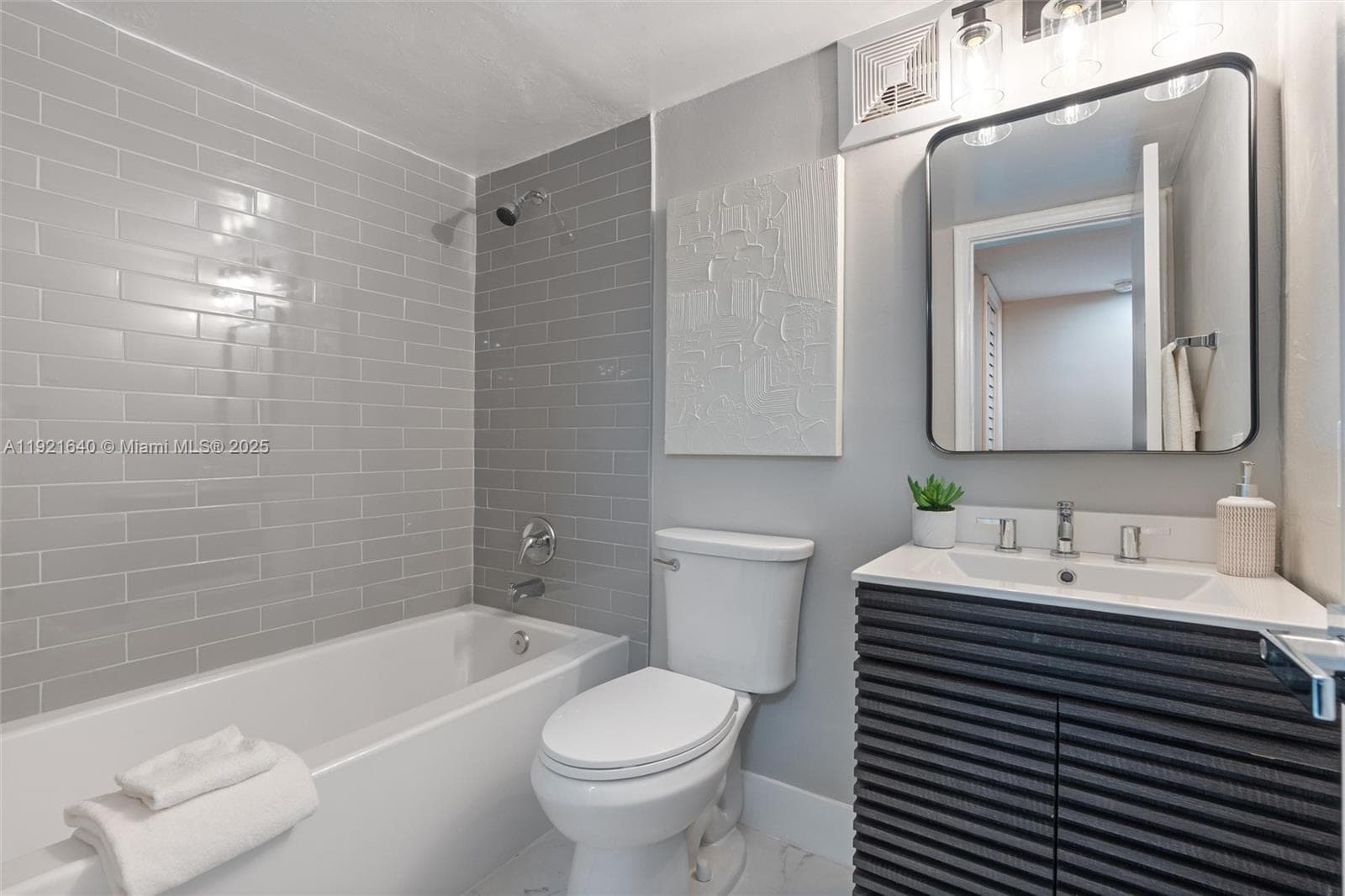 1400 Ne 5th Ter · #4 in Fort Lauderdale - Photo 9