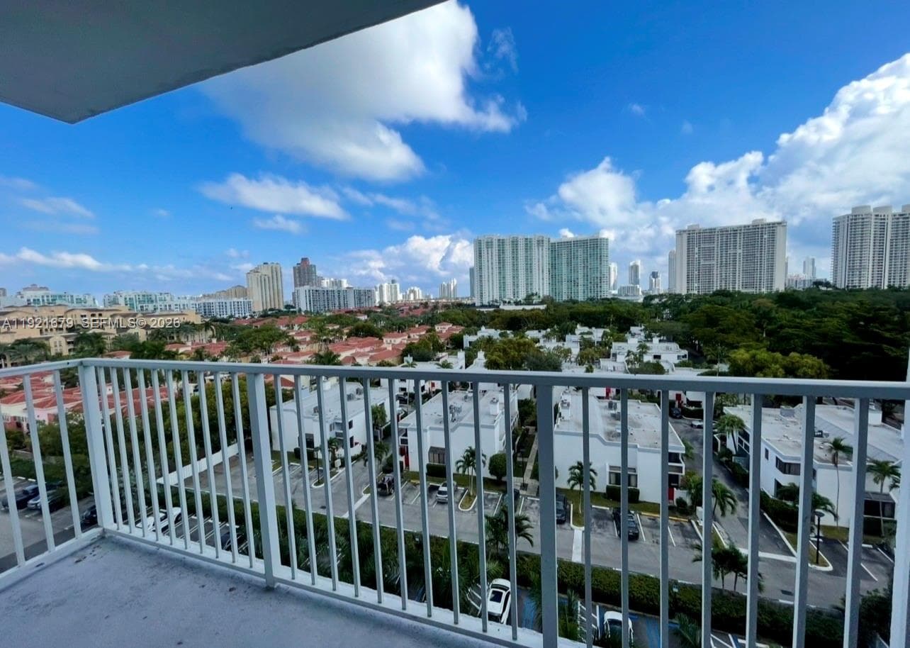 ADMIRALS PORT CONDO WEST · #907E in Aventura - Photo 22