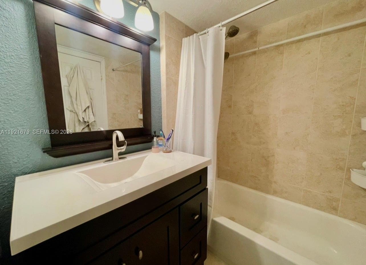 ADMIRALS PORT CONDO WEST · #907E in Aventura - Photo 10