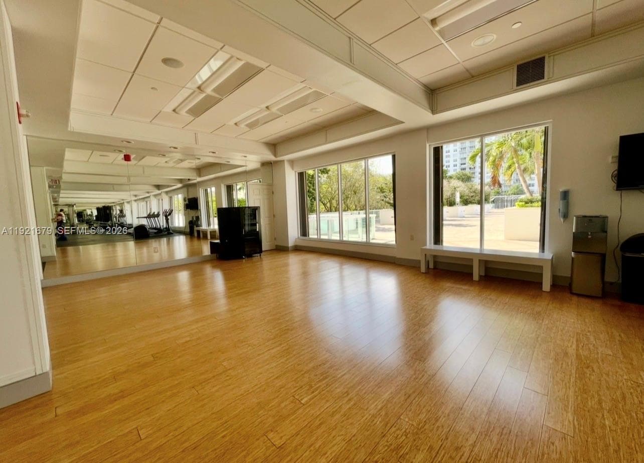 ADMIRALS PORT CONDO WEST · #907E in Aventura - Photo 29
