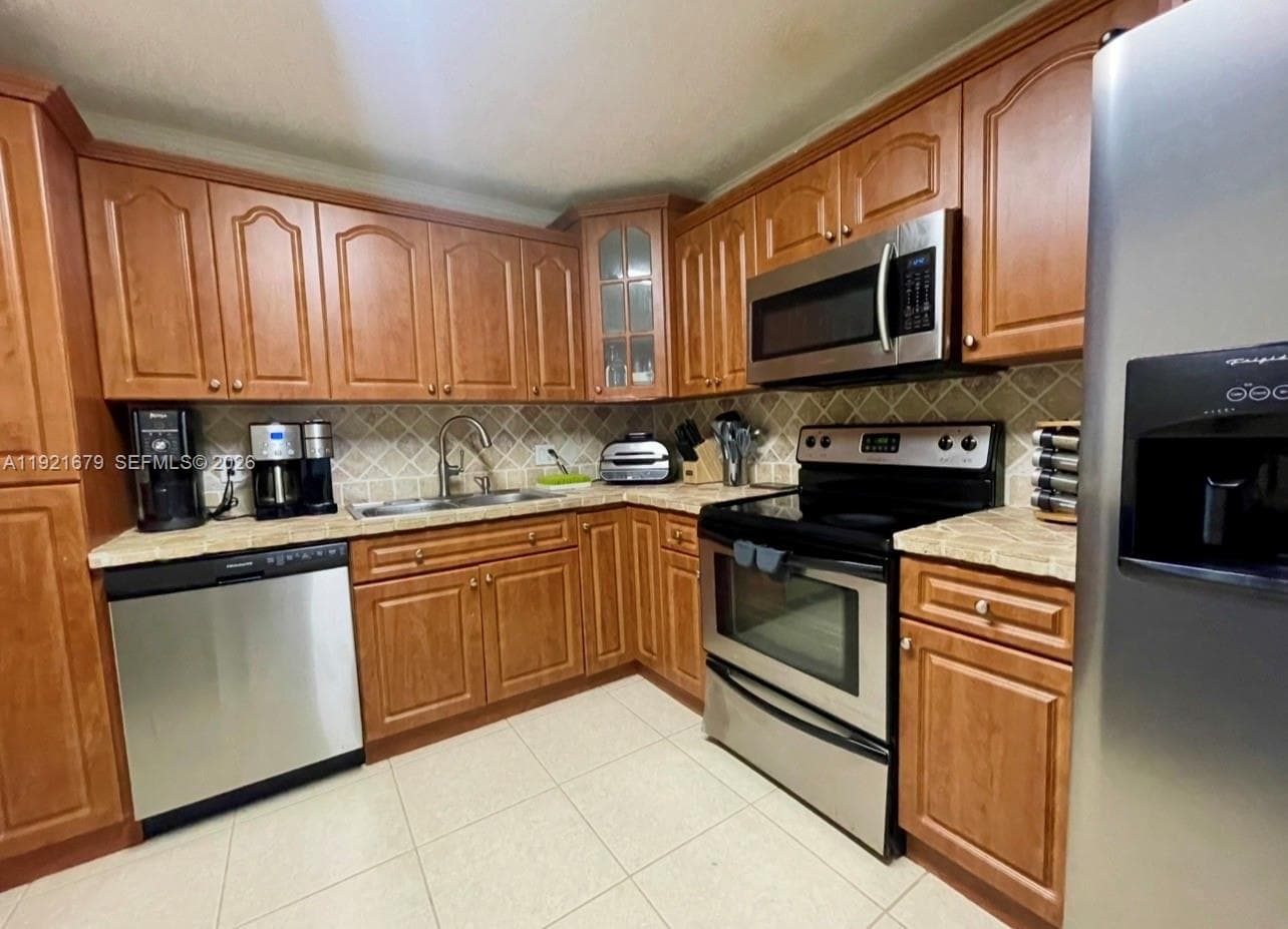 ADMIRALS PORT CONDO WEST · #907E in Aventura - Photo 4