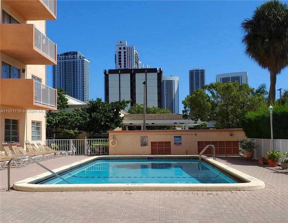 COASTAL VII APARTMENTS IN · #206 in Hallandale Beach - Photo 15