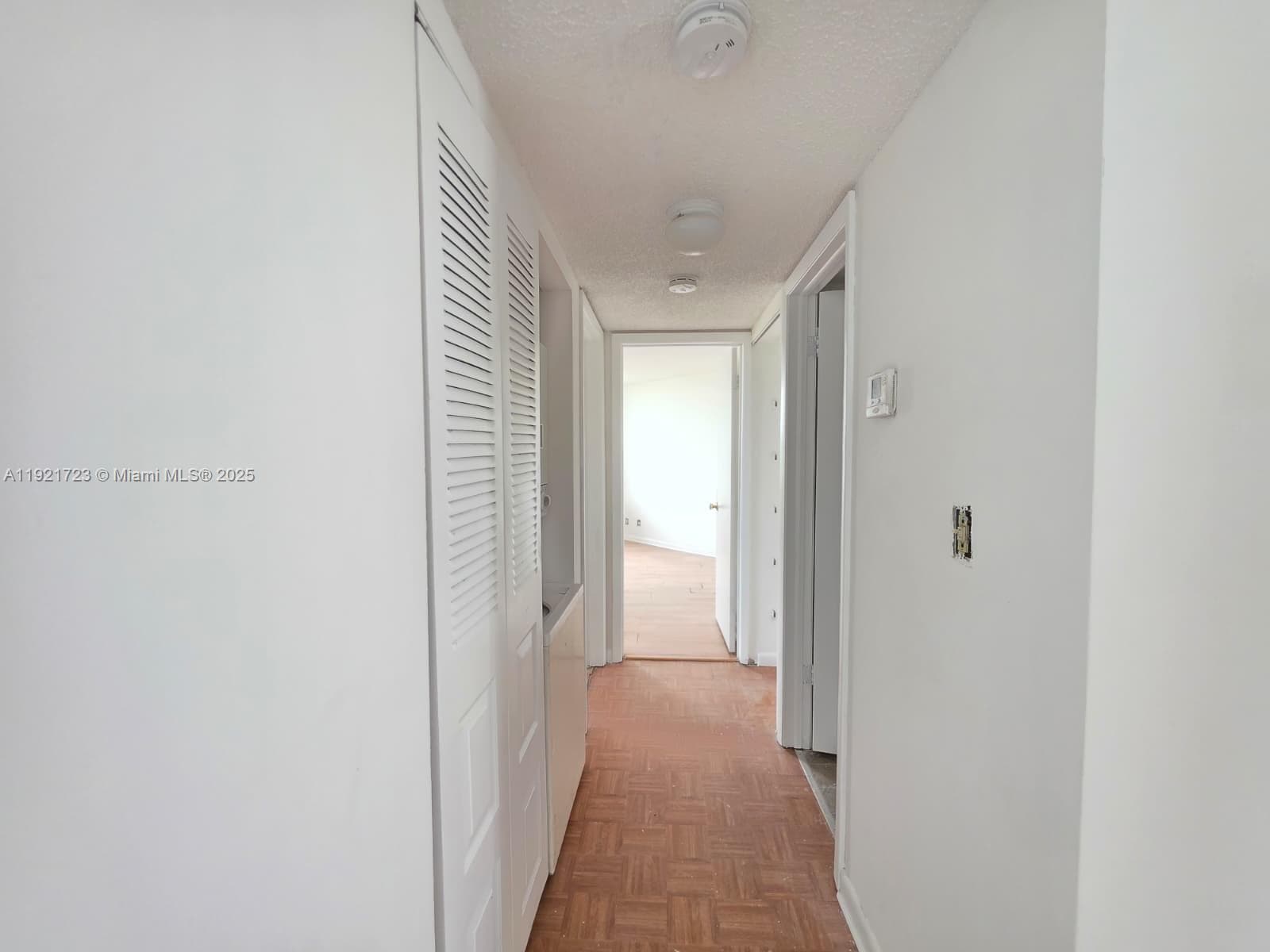 LAKE POINTE CONDOMINIUM · #304 in Oakland Park - Photo 3