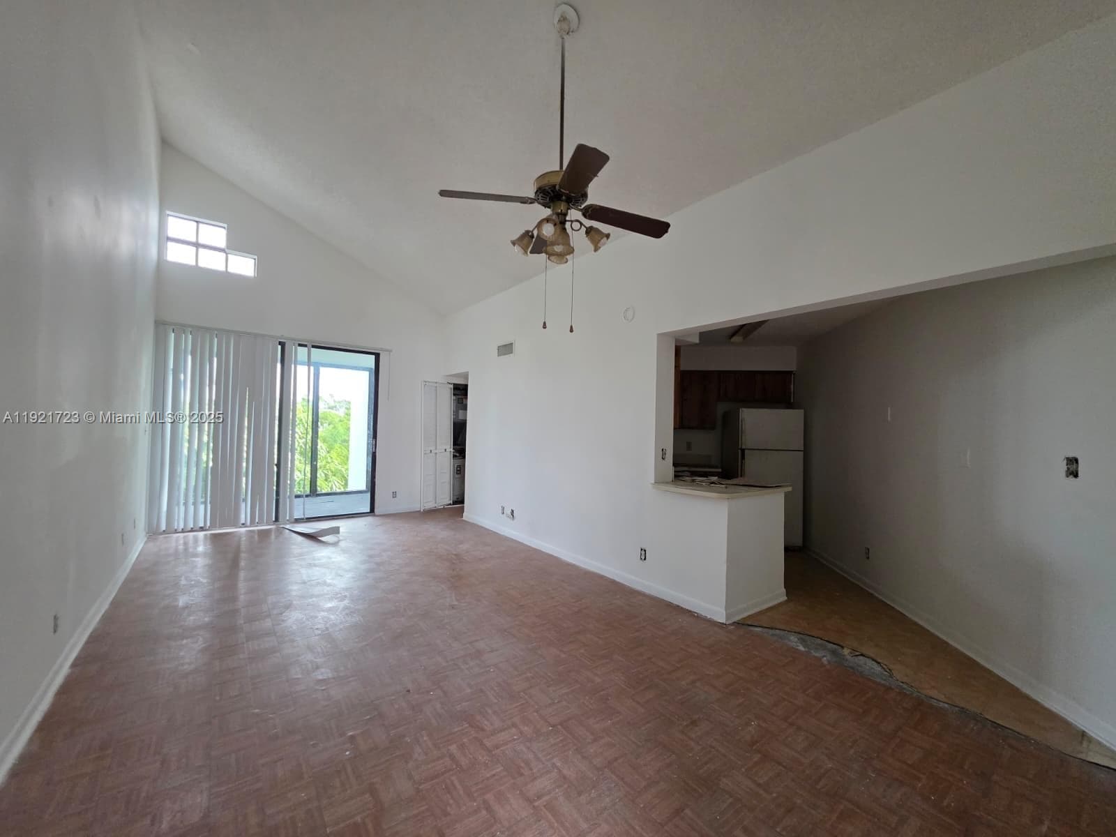 LAKE POINTE CONDOMINIUM · #304 in Oakland Park - Photo 1