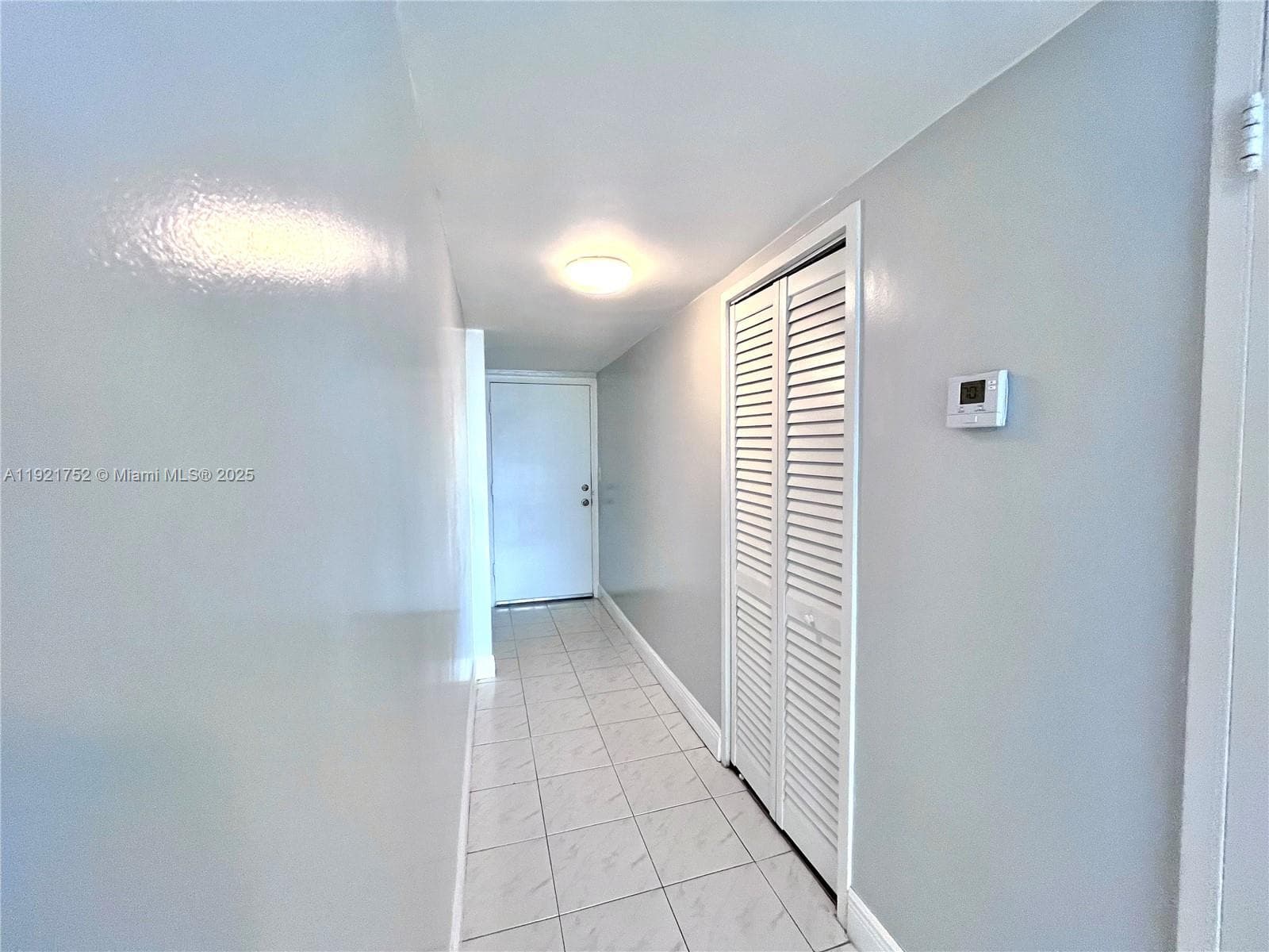 White House Condo · #505 in North Miami Beach - Photo 17