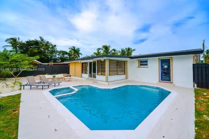 2443 Tortugas Ln photo 31