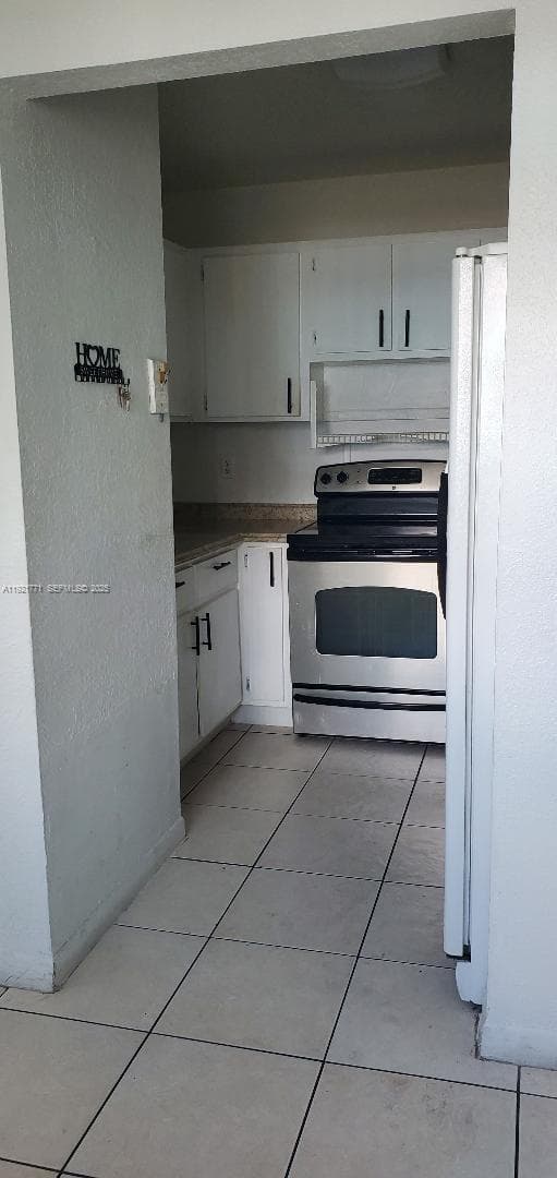 LAGO AZUL CONDO · #5702 in Hialeah - Photo 2