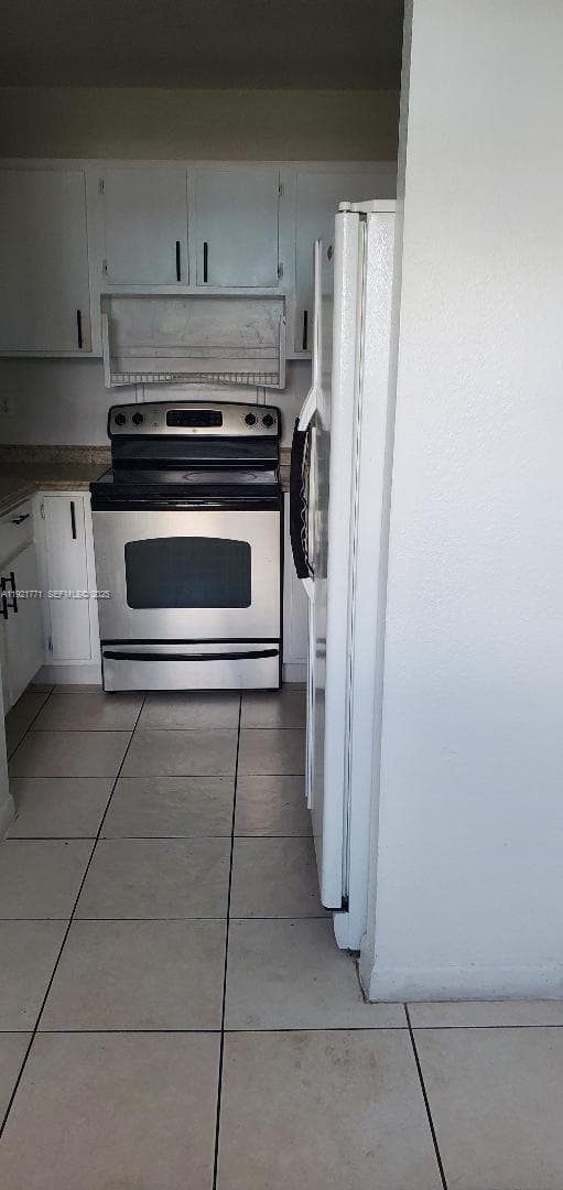 LAGO AZUL CONDO · #5702 in Hialeah - Photo 4