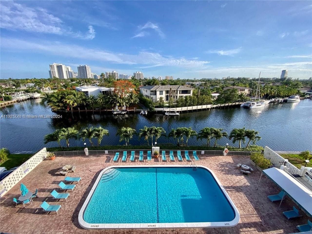 OCEAN VIEW TOWERS · #712 in Hallandale Beach - Photo 44