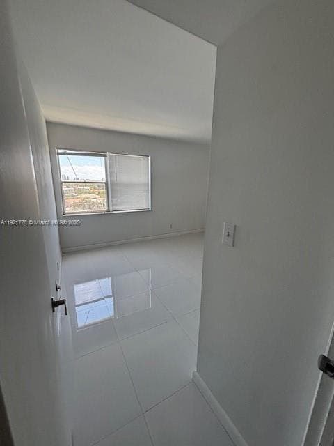 OCEAN VIEW TOWERS · #712 in Hallandale Beach - Photo 8