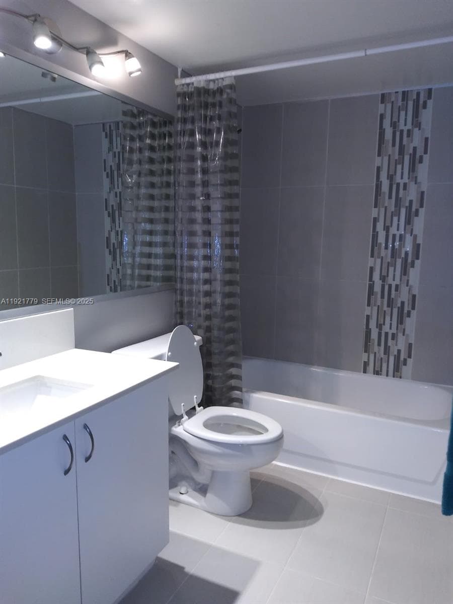 THE YACHT CLUB AT AVENTUR · #2305 in Aventura - Photo 10