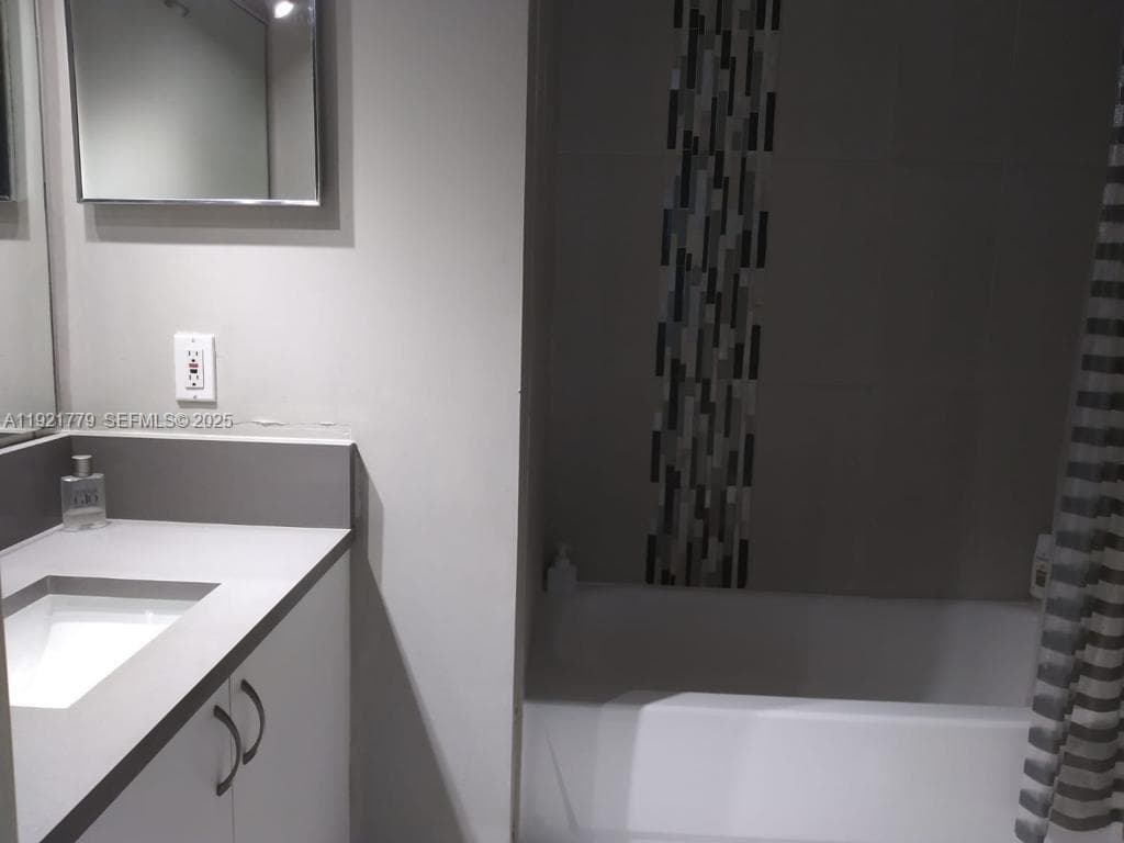THE YACHT CLUB AT AVENTUR · #2305 in Aventura - Photo 11