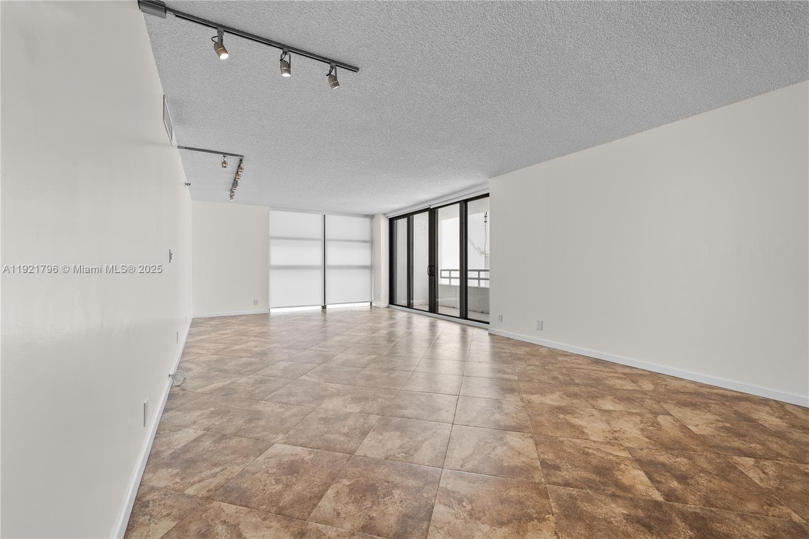 DELVISTA TOWERS CONDO · #413 in Aventura - Photo 14