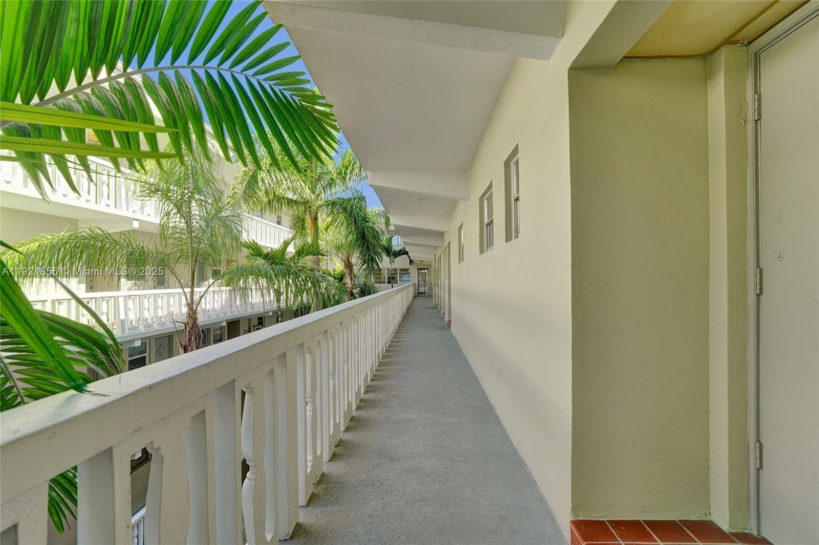 THIRD GULFSTREAM GARDEN · #404E in Hallandale Beach - Photo 43