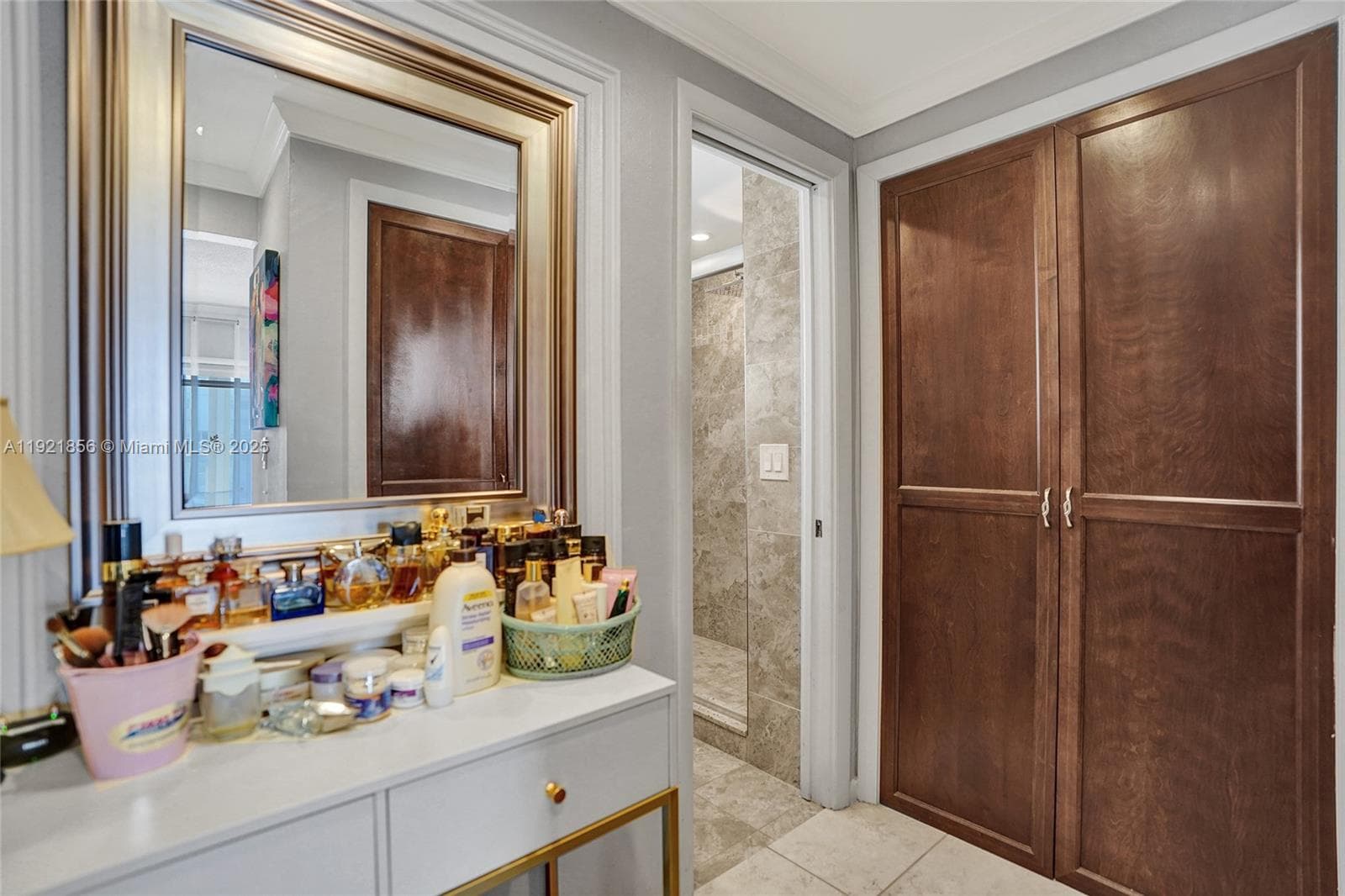 THIRD GULFSTREAM GARDEN · #404E in Hallandale Beach - Photo 30