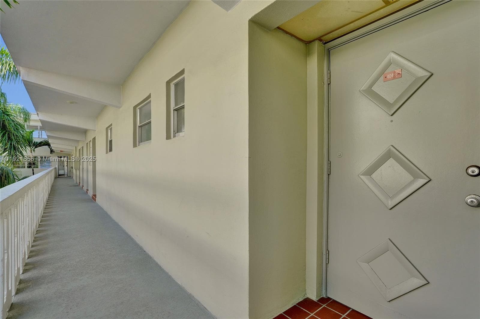 THIRD GULFSTREAM GARDEN · #404E in Hallandale Beach - Photo 45