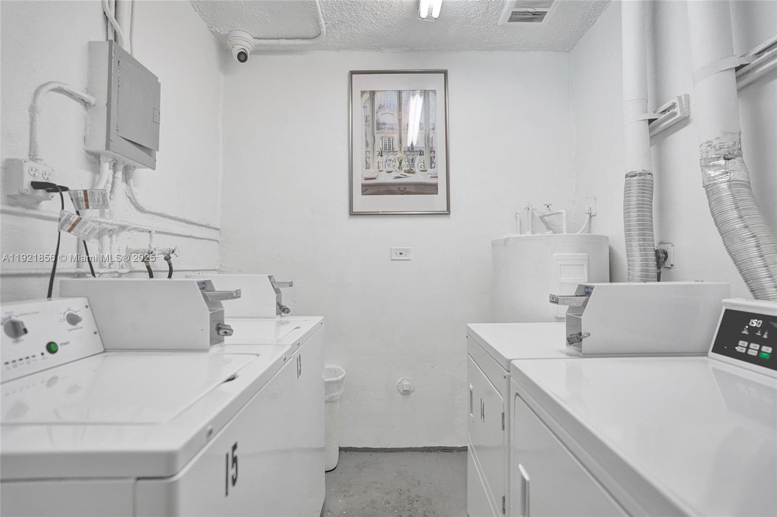 THIRD GULFSTREAM GARDEN · #404E in Hallandale Beach - Photo 48