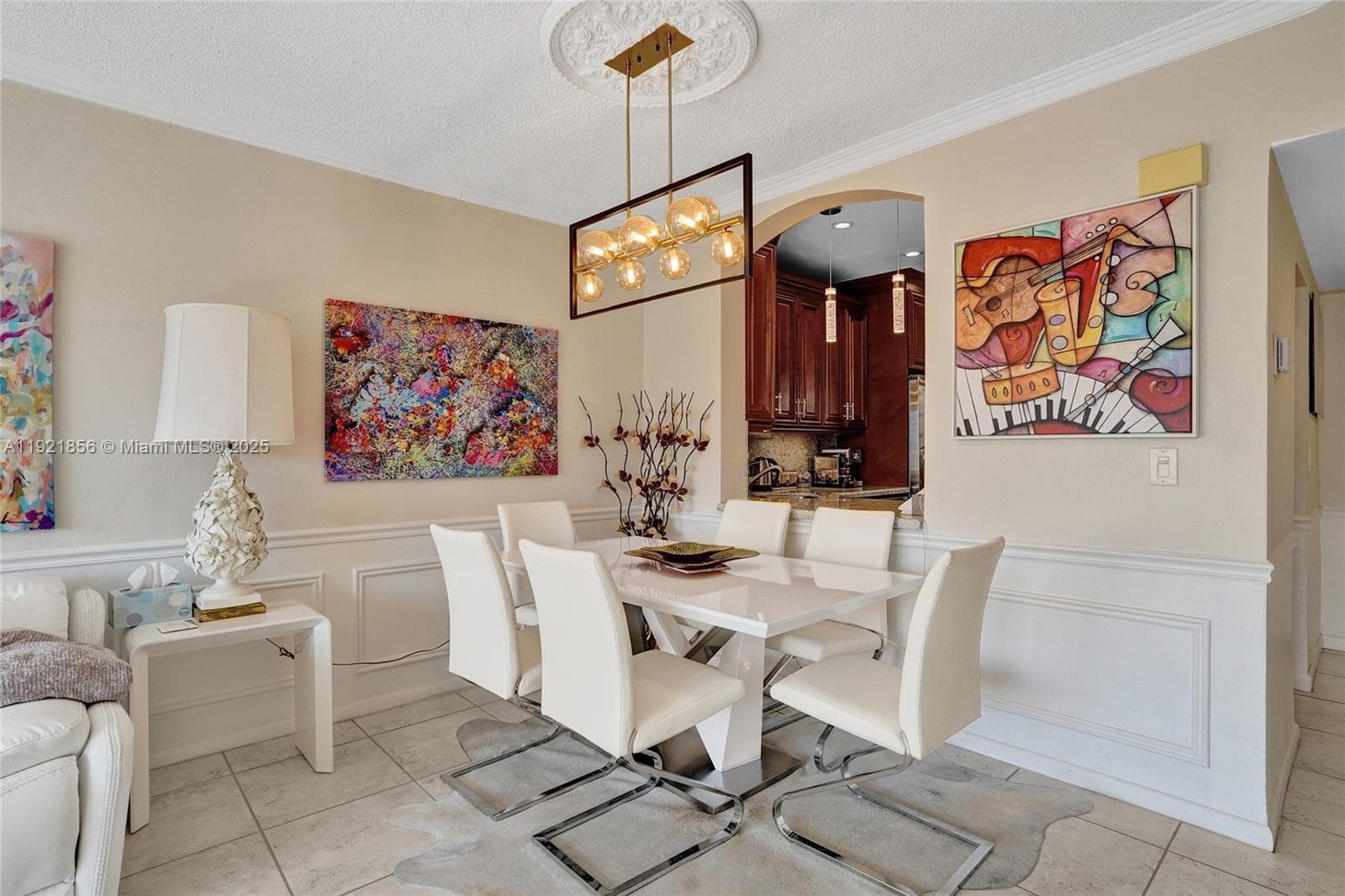 THIRD GULFSTREAM GARDEN · #404E in Hallandale Beach - Photo 8