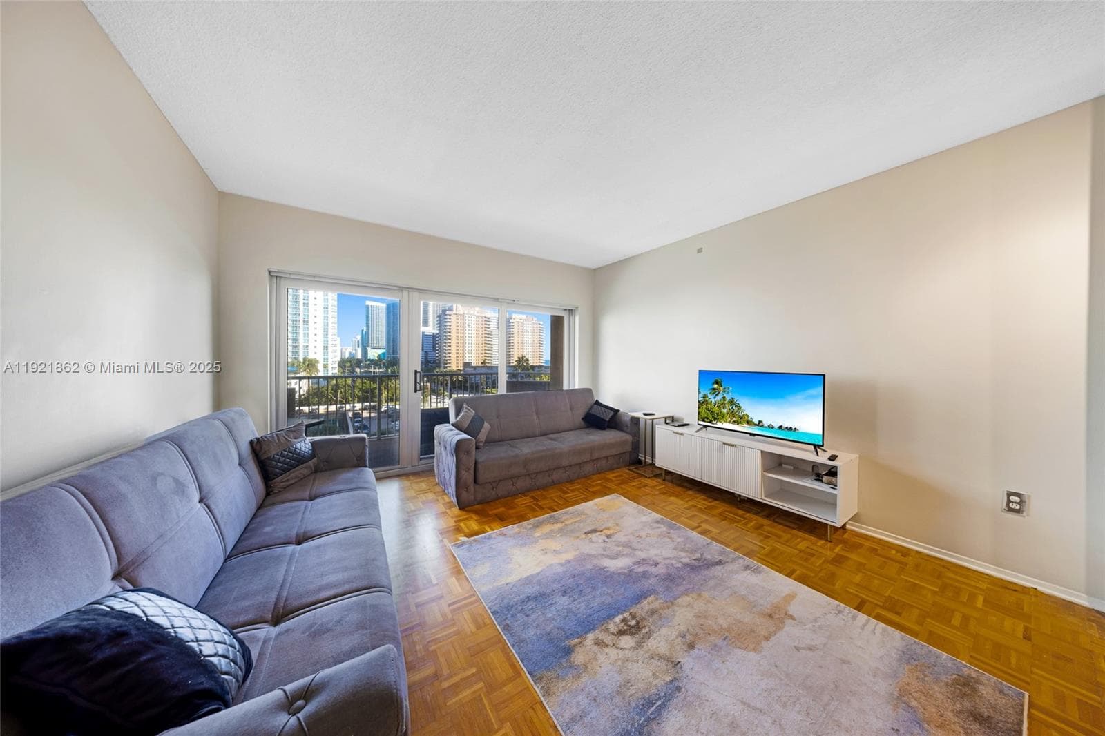 HEMISPHERES CONDO · #5M in Hallandale Beach - Photo 6