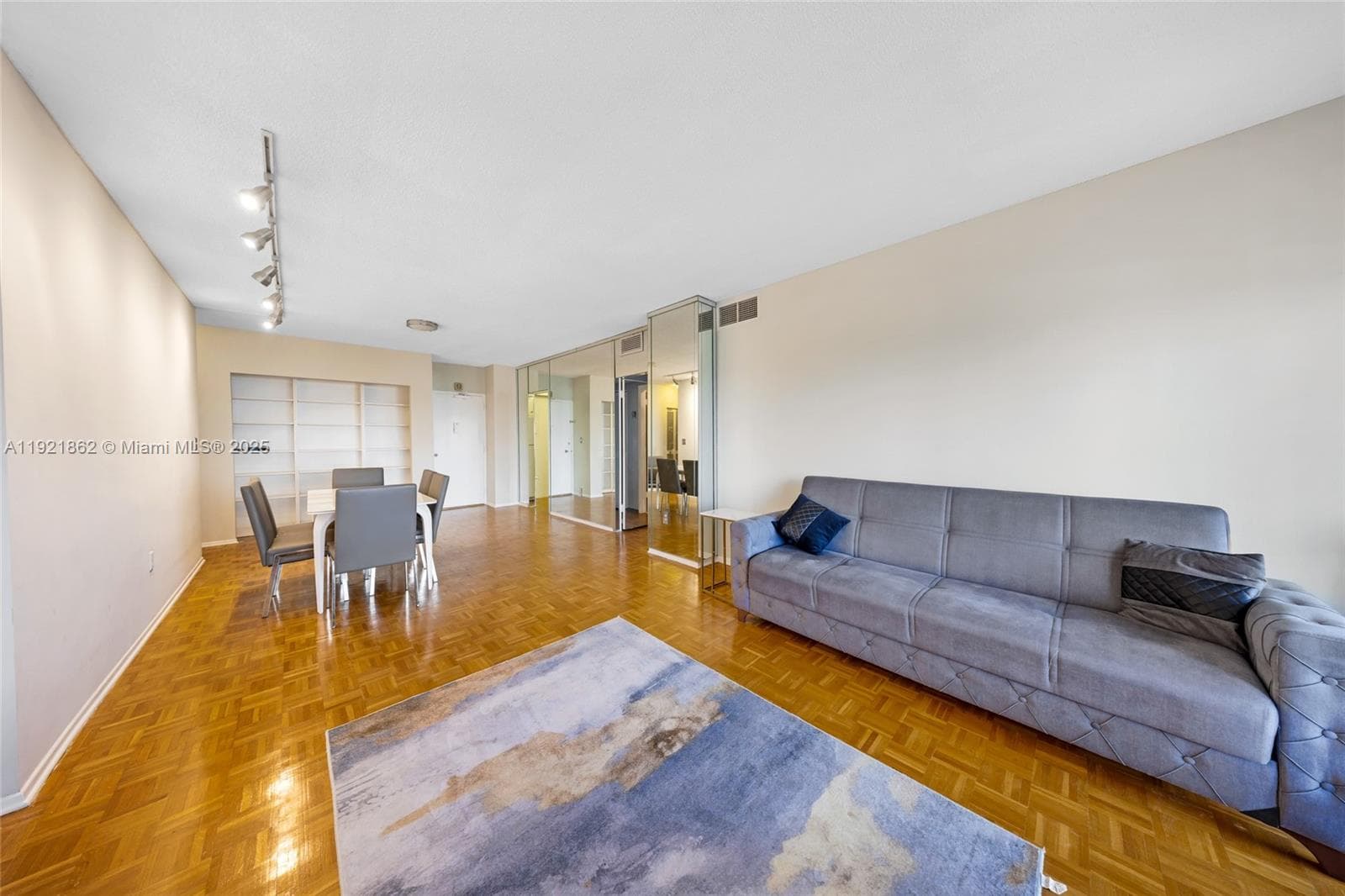 HEMISPHERES CONDO · #5M in Hallandale Beach - Photo 11