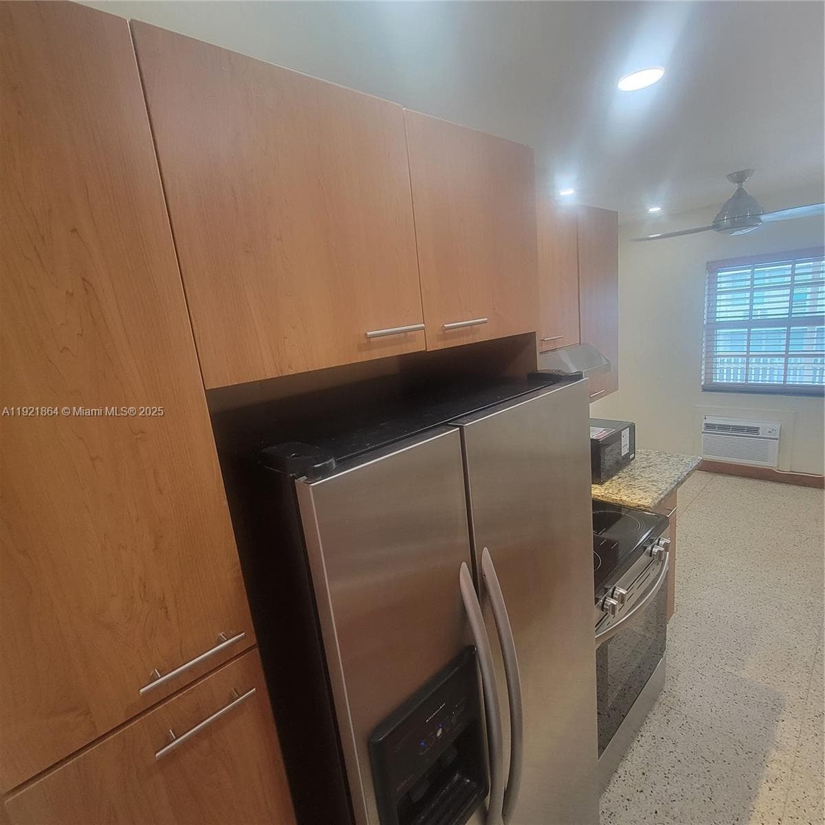 SEA WASH CONDO · #15 in Miami Beach - Photo 6