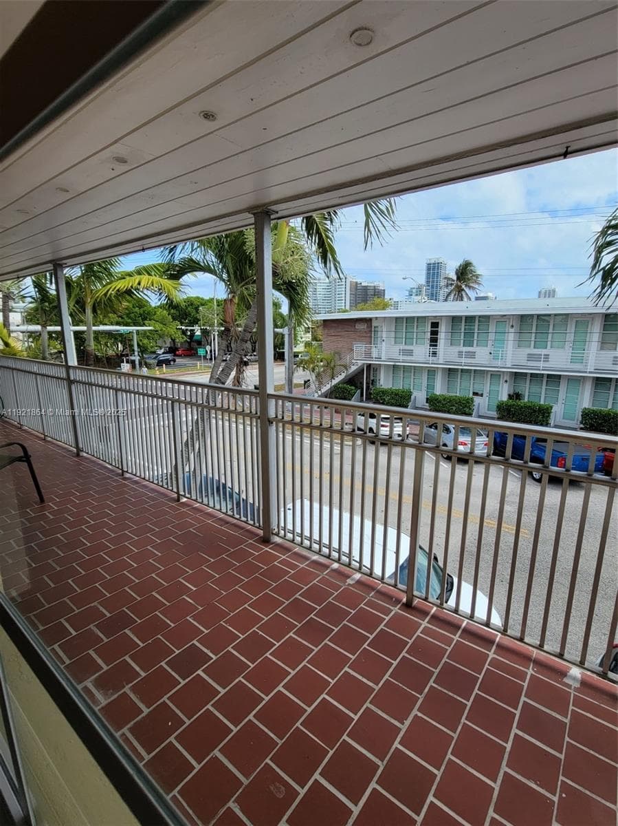 SEA WASH CONDO · #15 in Miami Beach - Photo 21